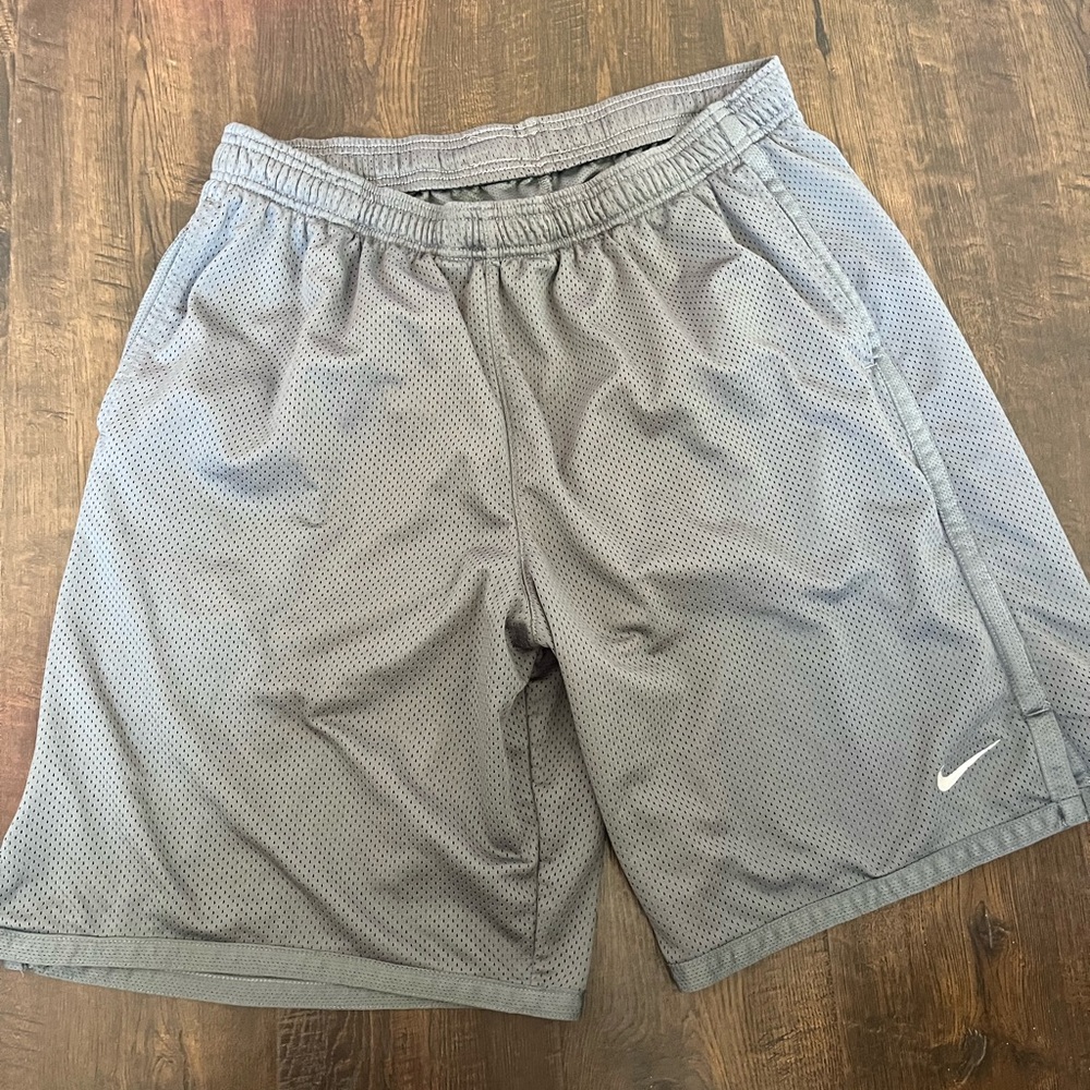 Nike Men's Athletic Shorts in Gray